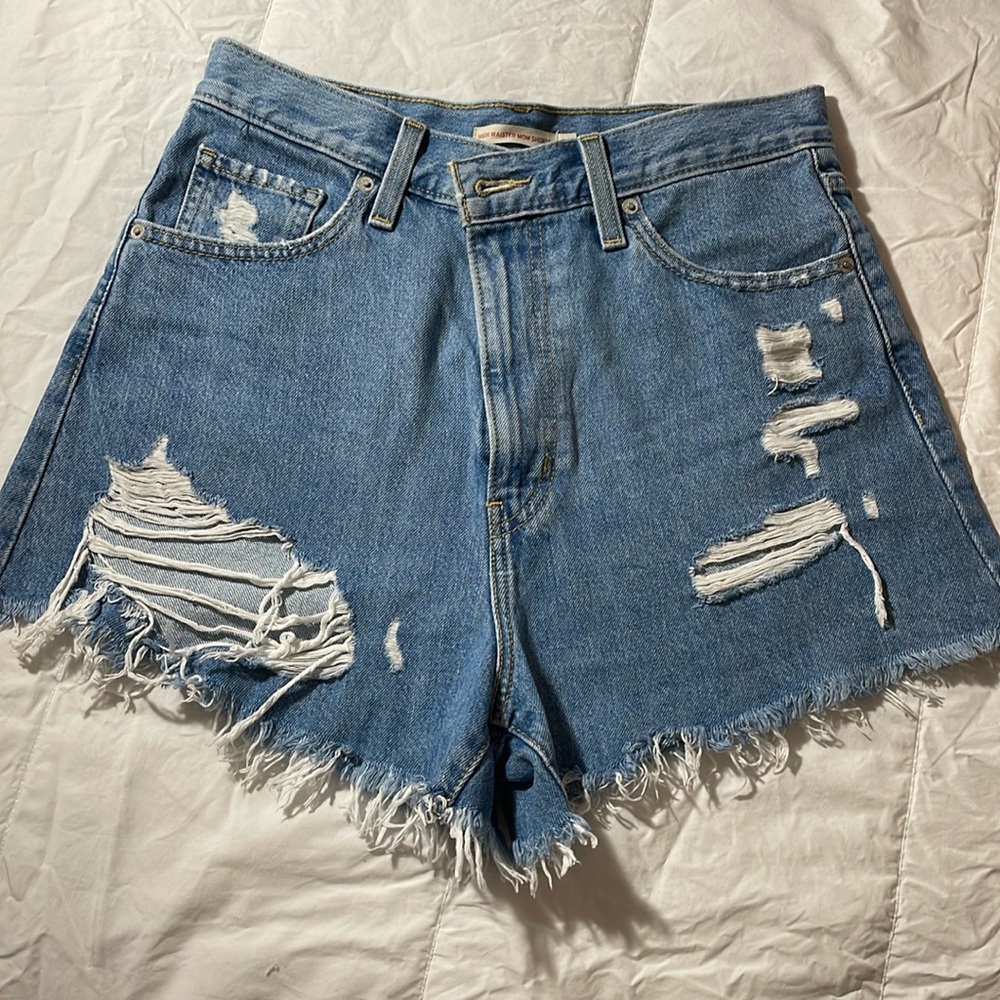 Levi’s high waisted mom shorts